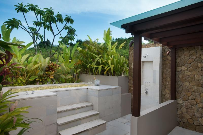 The Tamarind - Nusa 5* Lembongan
